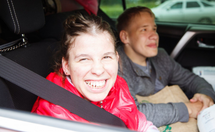 «Помощь рядом» с Элей