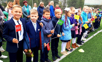 В День знаний более 28 тысяч человек дарят жизнь вместо цветов