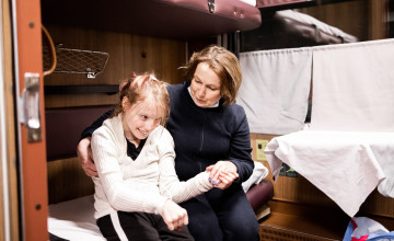 В больнице за 1500 км от дома: как Даша не осталась одна