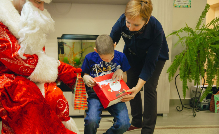 Как вы помогли привезти праздник в Осинский детский дом-интернат