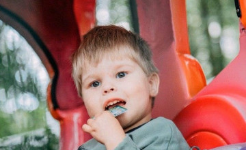 Чтобы спасти Ярика, его папа отдал почку. Но болезнь вернулась, и семье не обойтись без вашей помощи!