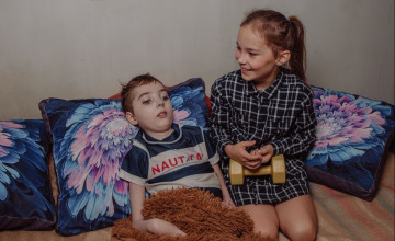 Помогите Варе позаботиться о брате💫