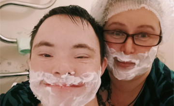 В Перми майор полиции в отставке учит бриться выпускников детдомов