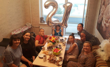 Первый день рождения в 21 год